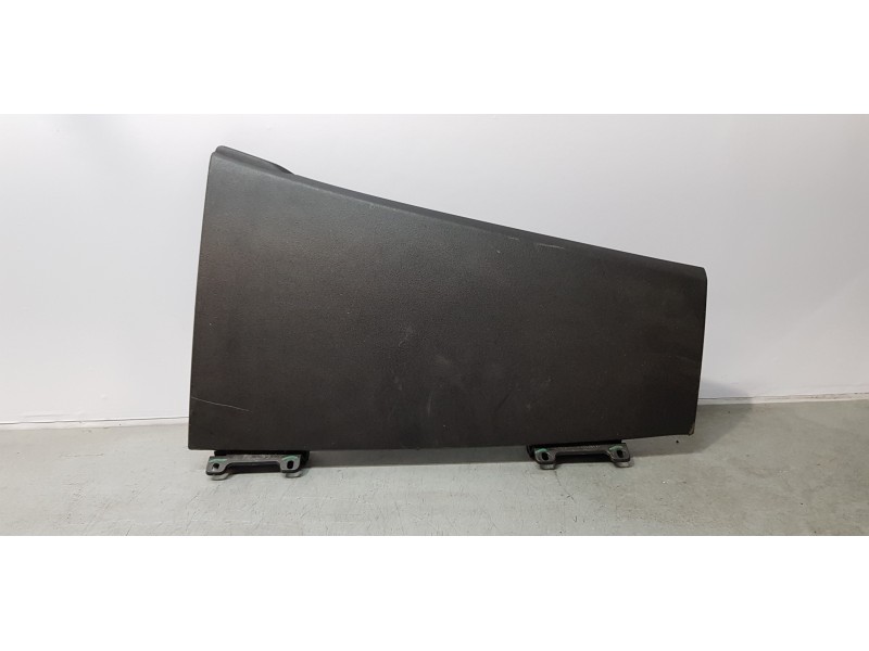 Recambio de guantera para iveco daily caja cerrada furgón 3.5 t referencia OEM IAM 5801544422  