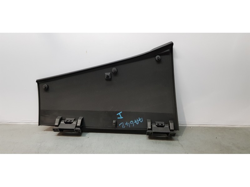 Recambio de guantera para iveco daily caja cerrada furgón 3.5 t referencia OEM IAM 5801544422  