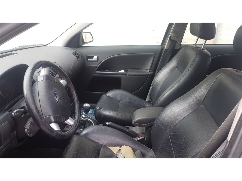 ford mondeo berlina (ge) del año 2001