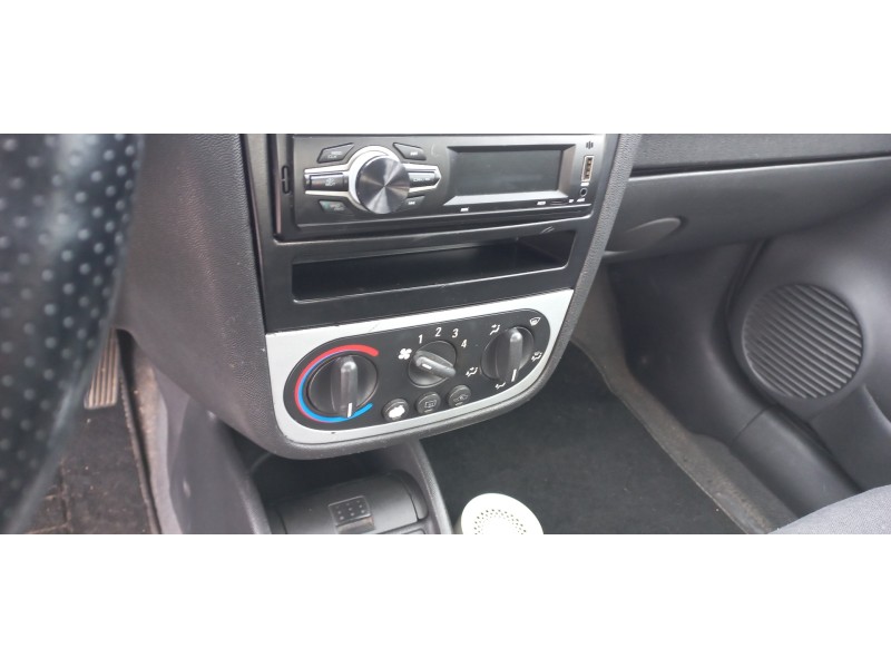 opel corsa c del año 2003