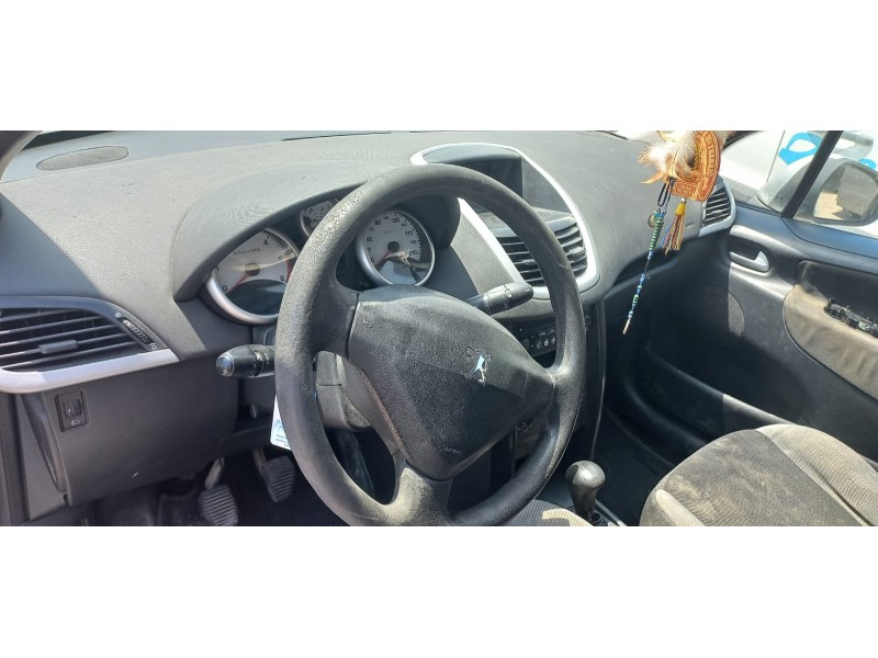 peugeot 207 del año 2007