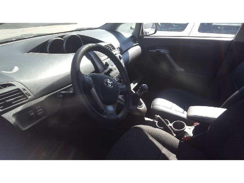 toyota verso del año 2009