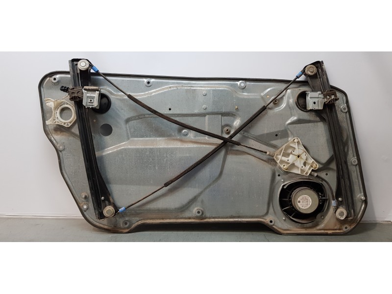 Recambio de elevalunas delantero derecho para seat ibiza (6l1) stella referencia OEM IAM 6L3837752BQ   Recambio de elevalunas delantero derecho para seat ibiza (6l1) stella referencia OEM IAM 6L3837752BQ