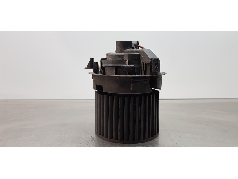 Recambio de motor calefaccion para dacia logan ii ambiance referencia OEM IAM 272100975R  