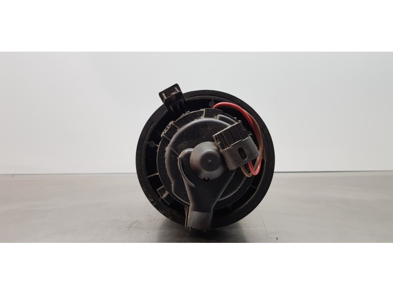 Recambio de motor calefaccion para dacia logan ii ambiance referencia OEM IAM 272100975R  