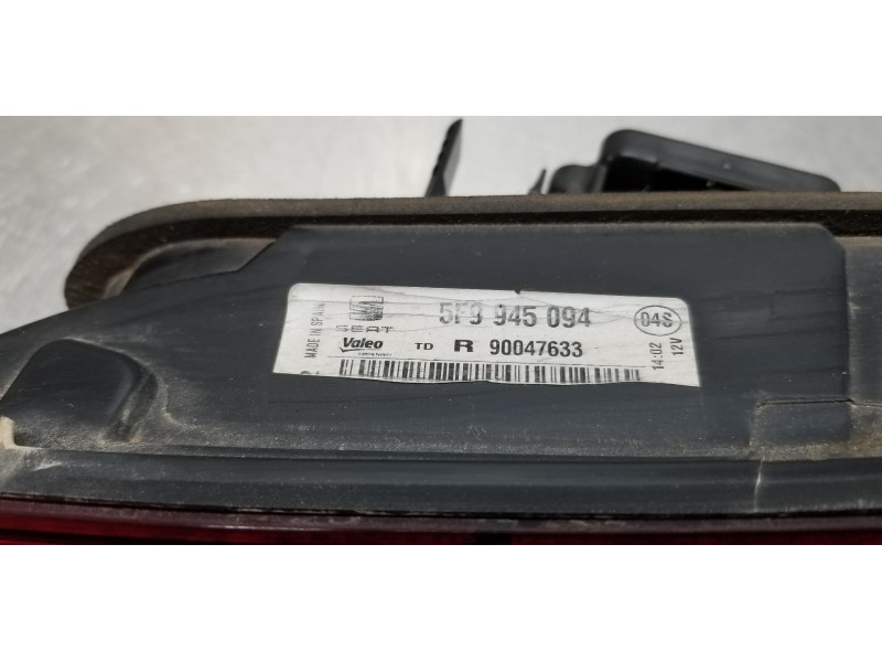 Recambio de piloto trasero derecho interior para seat leon st (5f8) reference referencia OEM IAM 5F9945094   Recambio de piloto trasero derecho interior para seat leon st (5f8) reference referencia OEM IAM 5F9945094
