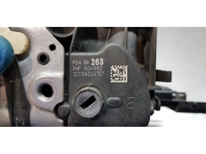 Recambio de cerradura puerta trasera derecha para peugeot 508 sw allure referencia OEM IAM 9800626380  