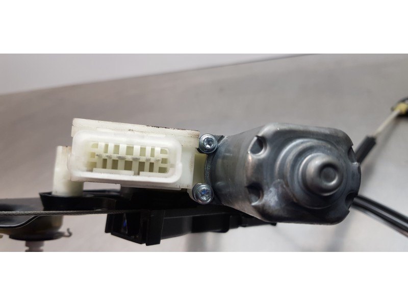 Recambio de elevalunas delantero derecho para citroen c4 picasso live referencia OEM IAM 9826076280  