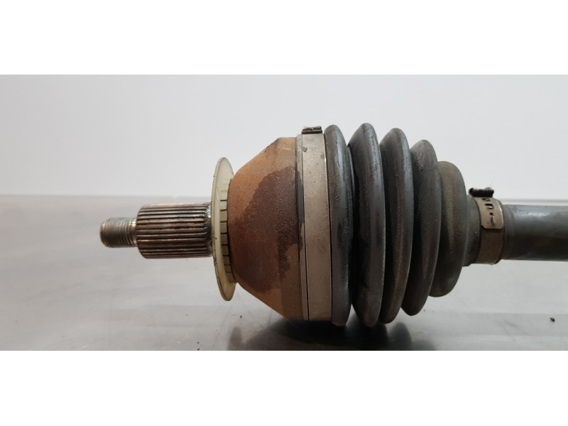 Recambio de transmision delantera izquierda para skoda fabia active referencia OEM IAM 6C0407271T   Recambio de transmision delantera izquierda para skoda fabia active referencia OEM IAM 6C0407271T