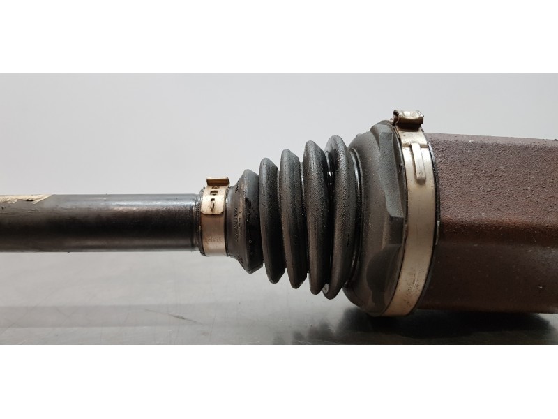 Recambio de transmision delantera izquierda para skoda fabia active referencia OEM IAM 6C0407271T   Recambio de transmision delantera izquierda para skoda fabia active referencia OEM IAM 6C0407271T