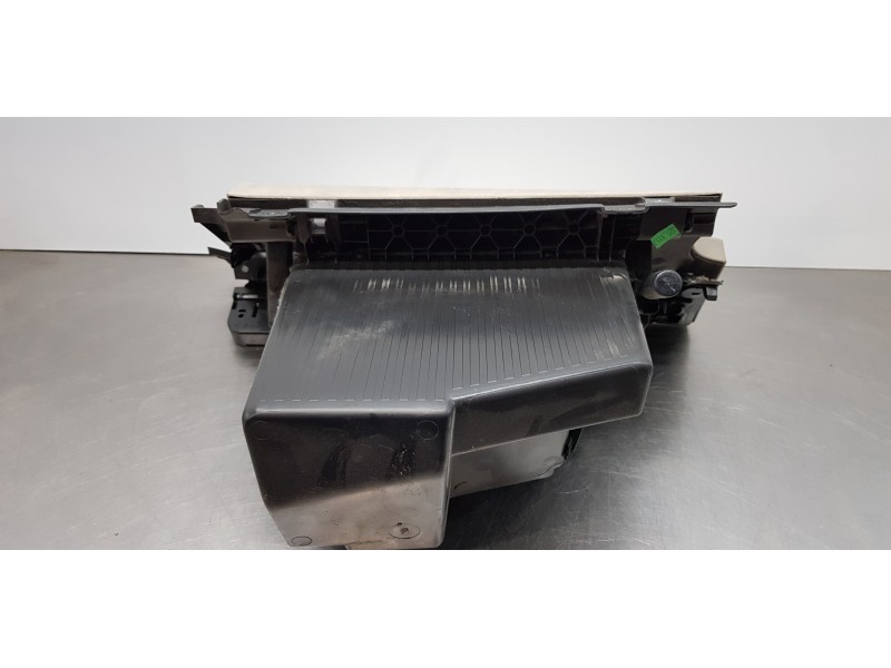 Recambio de guantera para peugeot 508 sw allure referencia OEM IAM 825283 825280  Recambio de guantera para peugeot 508 sw allure referencia OEM IAM 825283 825280