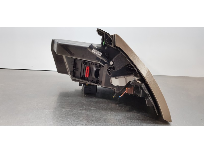 Recambio de guantera para peugeot 508 sw allure referencia OEM IAM 825283 825280  Recambio de guantera para peugeot 508 sw allure referencia OEM IAM 825283 825280