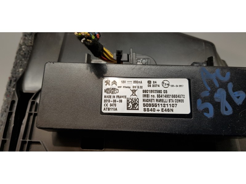 Recambio de guantera para peugeot 508 sw allure referencia OEM IAM 825283 825280  Recambio de guantera para peugeot 508 sw allure referencia OEM IAM 825283 825280