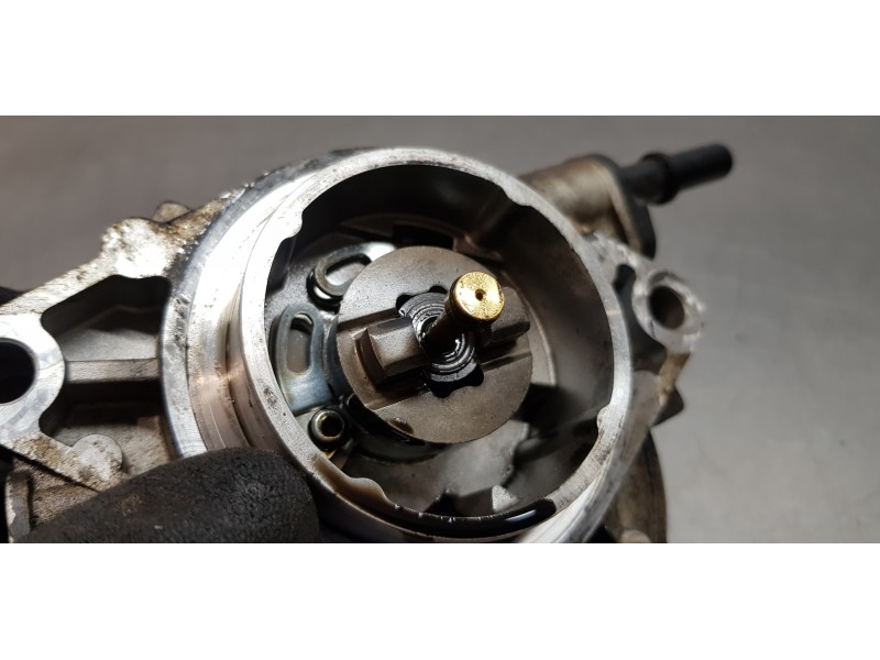 Recambio de depresor freno / bomba vacio para ford transit kastenwagen (ttg) 350 l3 referencia OEM IAM BK3Q2A451FA  