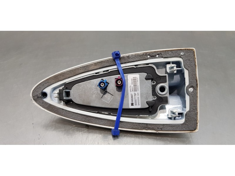 Recambio de antena para bmw serie 3 berlina (e90) 318d referencia OEM IAM 65206955555  