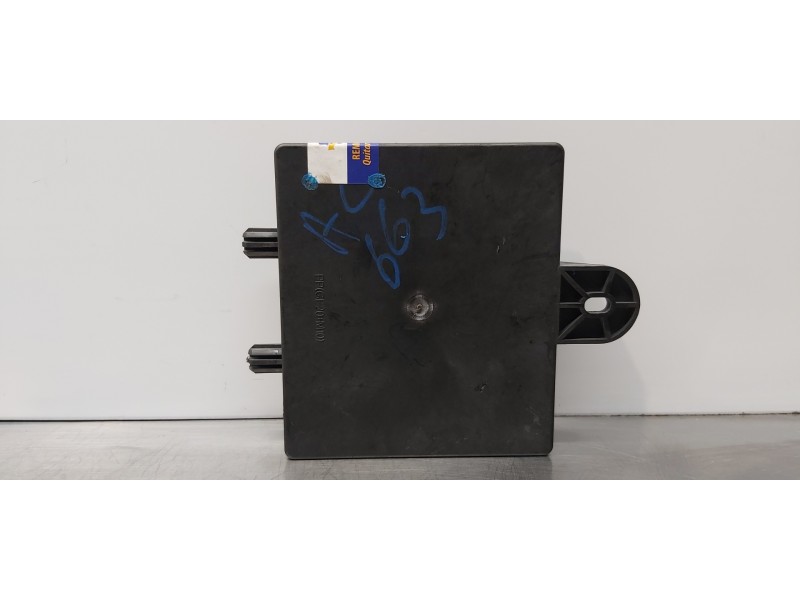 Recambio de modulo confort para renault clio iv authentique referencia OEM IAM 231A04792R  