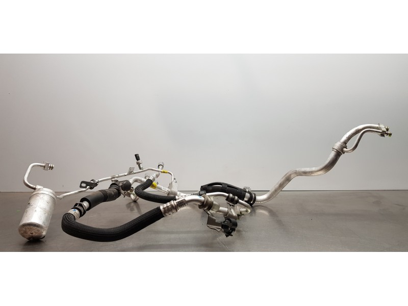 Recambio de tubos aire acondicionado para jeep renegade limited 4x2 referencia OEM IAM 52085907  