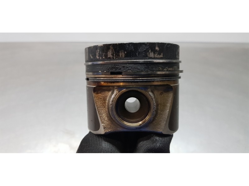 Recambio de biela para seat leon st (5f8) reference referencia OEM IAM 04L105401A 04L105401A  Recambio de biela para seat leon st (5f8) reference referencia OEM IAM 04L105401A 04L105401A