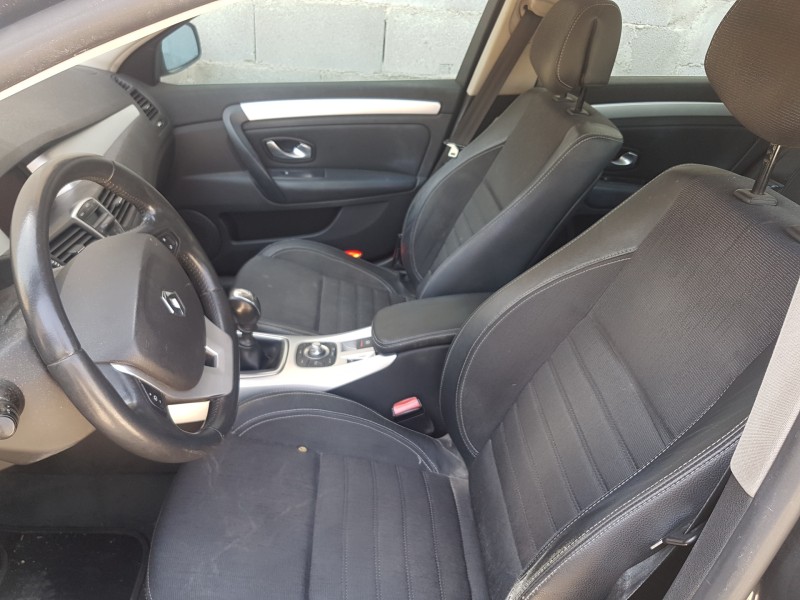 renault laguna iii del año 2008