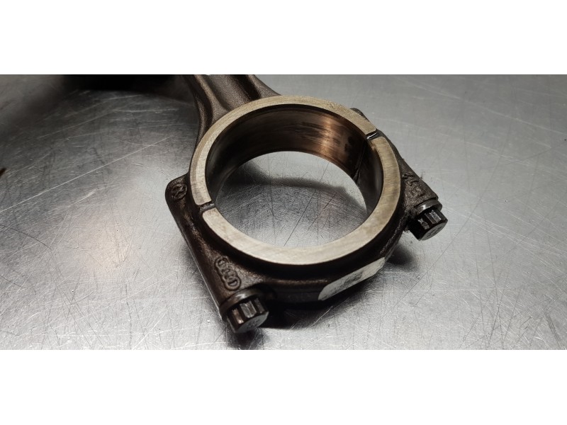 Recambio de biela para seat leon st (5f8) reference referencia OEM IAM 04L107065A001 04L105401A  Recambio de biela para seat leon st (5f8) reference referencia OEM IAM 04L107065A001 04L105401A