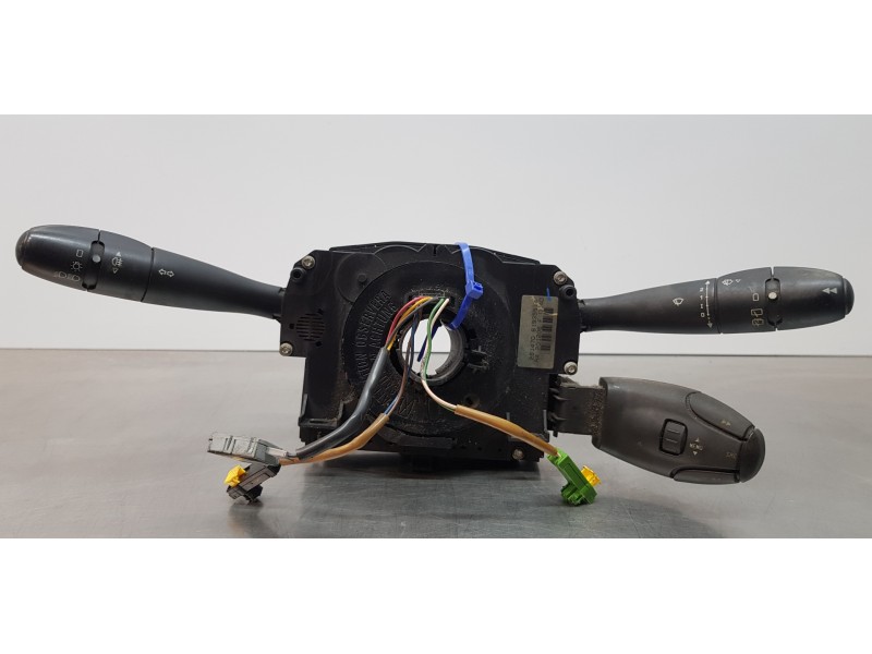 Recambio de mando multifuncion para peugeot 207 x-line referencia OEM IAM 96630732XT   Recambio de mando multifuncion para peugeot 207 x-line referencia OEM IAM 96630732XT