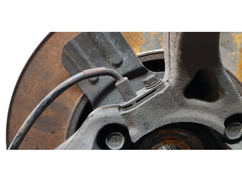 Recambio de mangueta delantera derecha para kia carens ( ) concept referencia OEM IAM 51716A4500  