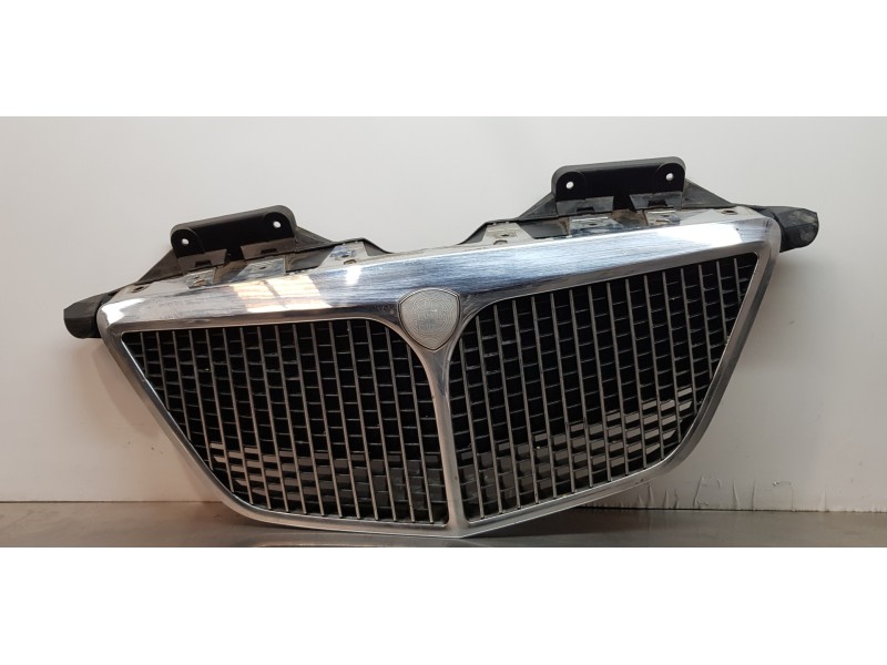 Recambio de rejilla delantera para lancia phedra (180) 2.2 jtd referencia OEM IAM 1487528898   Recambio de rejilla delantera para lancia phedra (180) 2.2 jtd referencia OEM IAM 1487528898