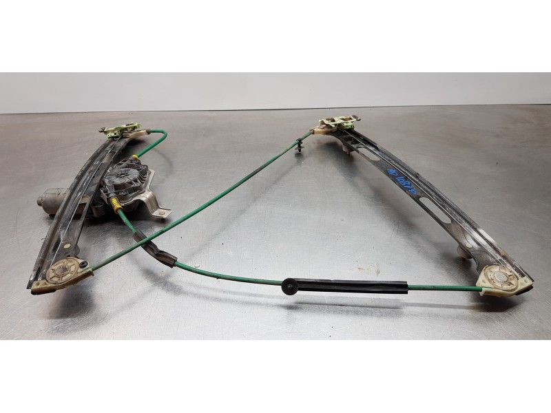 Recambio de elevalunas delantero derecho para bmw serie 3 compact (e46) 318ti referencia OEM IAM 51338251352  