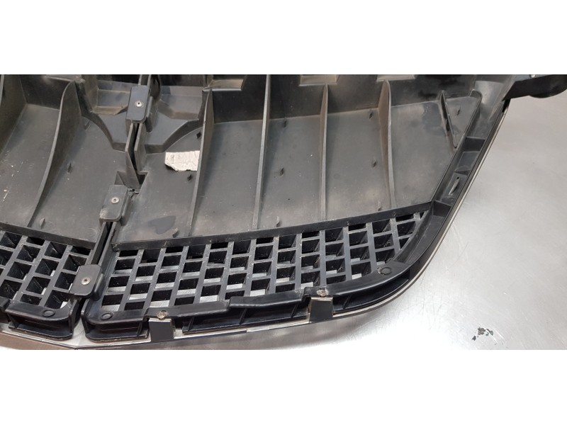 Recambio de rejilla delantera para lancia phedra (180) 2.2 jtd referencia OEM IAM 1487528898   Recambio de rejilla delantera para lancia phedra (180) 2.2 jtd referencia OEM IAM 1487528898