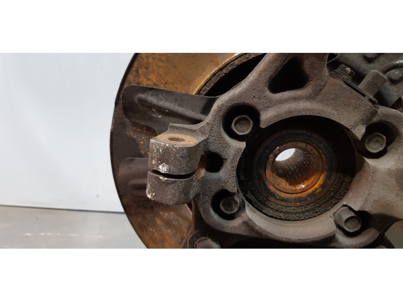 Recambio de mangueta delantera izquierda para kia carens ( ) concept referencia OEM IAM 51715A4500  