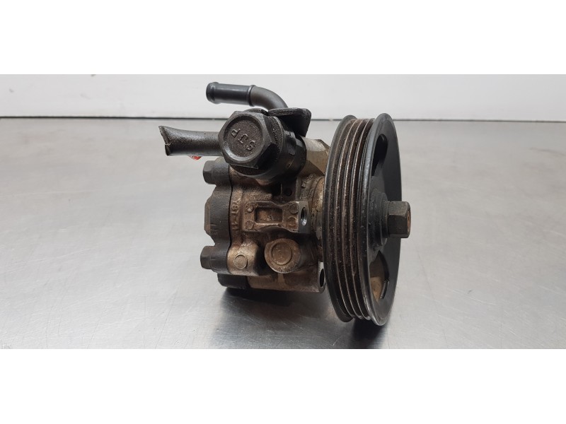 Recambio de bomba direccion para hyundai terracan (hp) 2.9 crdi gl referencia OEM IAM 57110H1501  