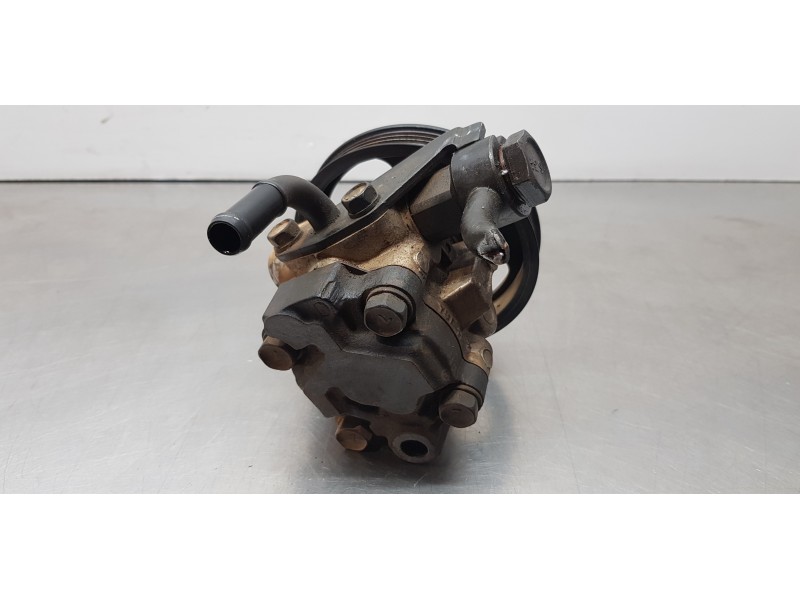 Recambio de bomba direccion para hyundai terracan (hp) 2.9 crdi gl referencia OEM IAM 57110H1501  