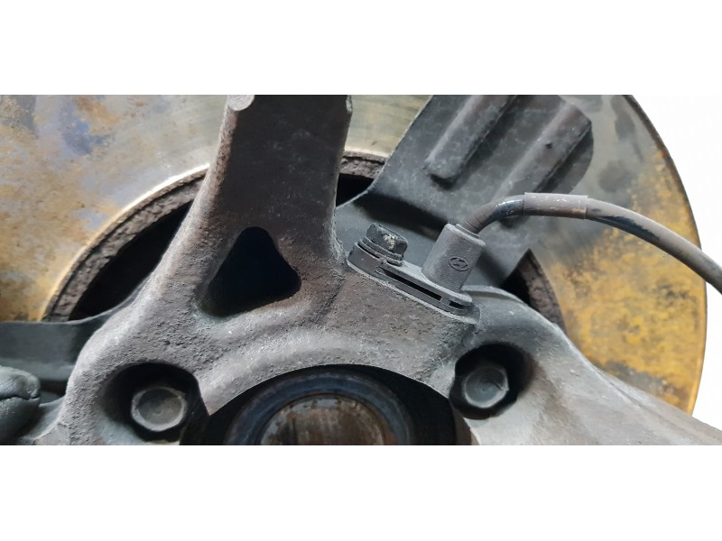 Recambio de mangueta delantera izquierda para kia carens ( ) concept referencia OEM IAM 51715A4500  