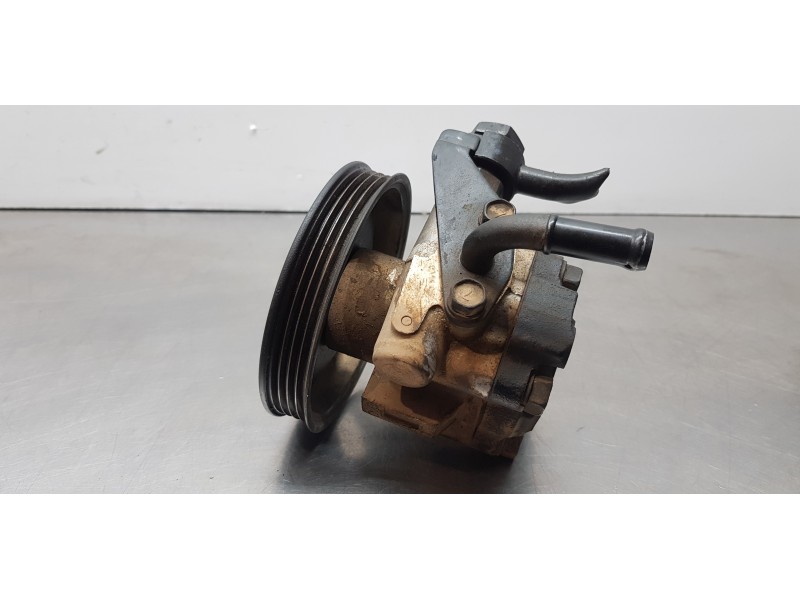 Recambio de bomba direccion para hyundai terracan (hp) 2.9 crdi gl referencia OEM IAM 57110H1501  