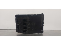 Recambio de caja reles / fusibles para renault megane ii classic berlina confort authentique referencia OEM IAM 8200309690