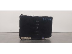 Recambio de caja reles / fusibles para renault megane ii classic berlina confort authentique referencia OEM IAM 8200309690   2