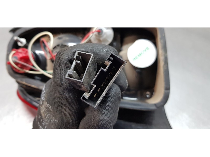 Recambio de piloto trasero derecho para bmw serie 3 compact (e46) 318ti referencia OEM IAM 63216912516  