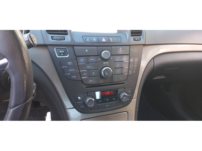 opel insignia berlina del año 2013