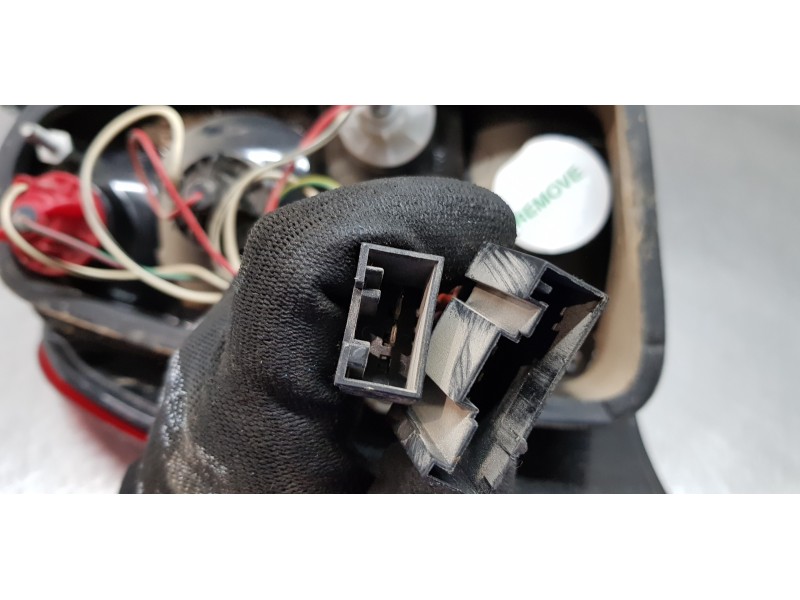 Recambio de piloto trasero derecho para bmw serie 3 compact (e46) 318ti referencia OEM IAM 63216912516  