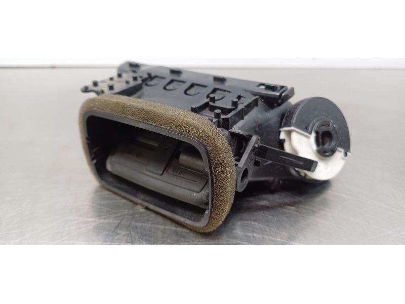 Recambio de rejilla aireadora para bmw serie x1 (f48) sdrive18d referencia OEM IAM 64229292740  