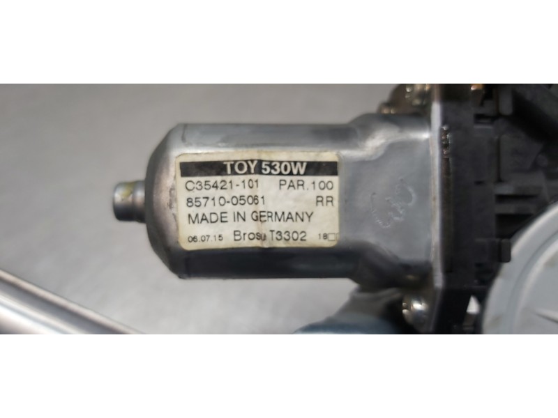 Recambio de elevalunas trasero derecho para toyota avensis touring sports executive referencia OEM IAM 6983005131 8571005061 