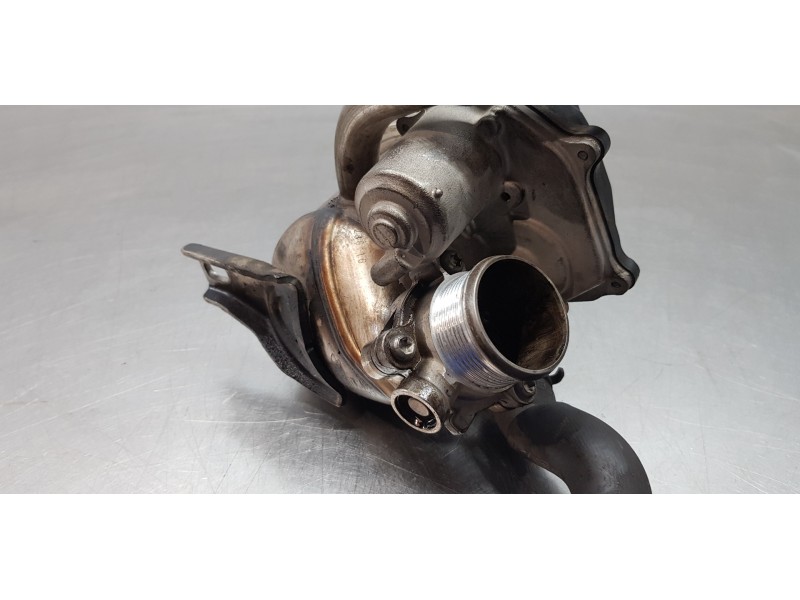 Recambio de enfriador egr para seat leon st (5f8) reference referencia OEM IAM 04L131512D 04L131501M  Recambio de enfriador egr para seat leon st (5f8) reference referencia OEM IAM 04L131512D 04L131501M