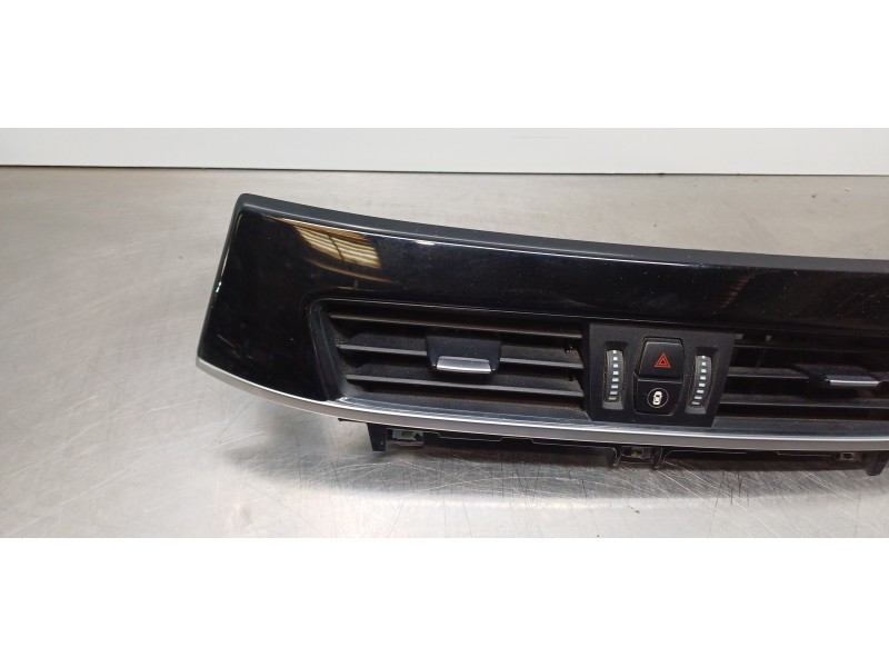 Recambio de rejilla aireadora para bmw serie x1 (f48) sdrive18d referencia OEM IAM 64229292741  