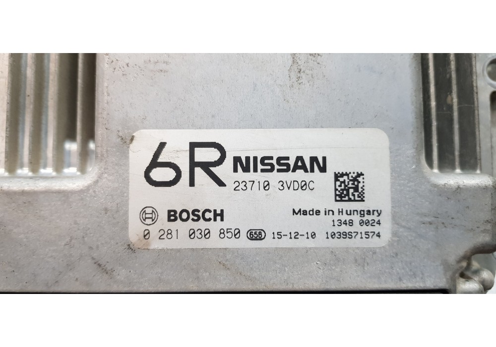 Recambio de centralita motor uce para nissan nv 200 (m20) kombi comfort referencia OEM IAM 237103VD0C 0281030850 