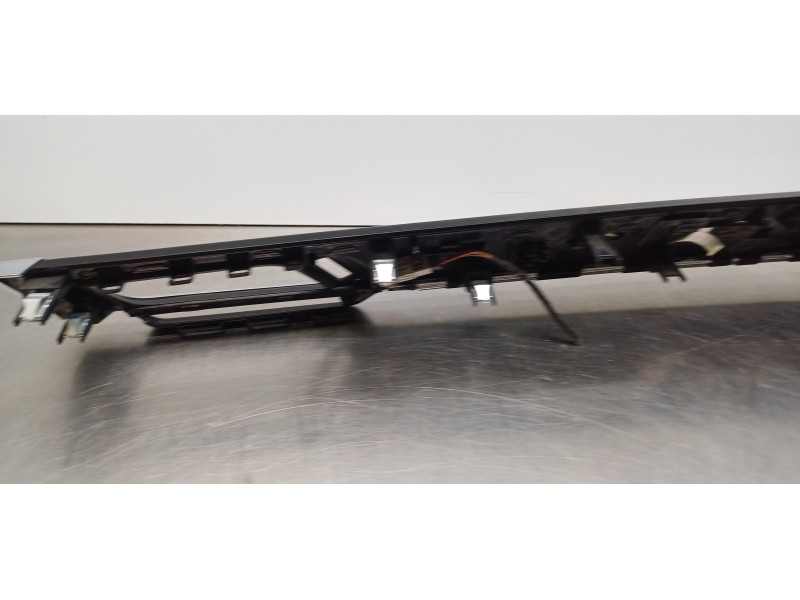 Recambio de rejilla aireadora para bmw serie x1 (f48) sdrive18d referencia OEM IAM 64229292741  