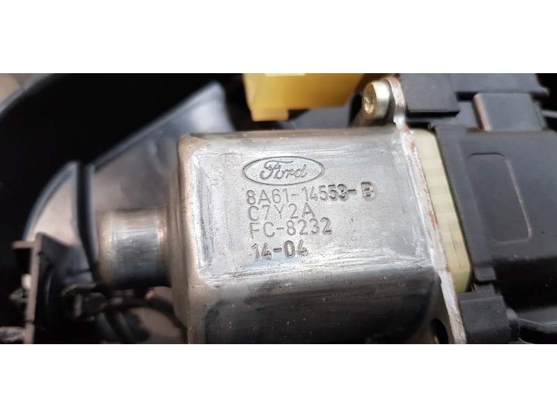 Recambio de elevalunas delantero derecho para ford fiesta (ccn) trend referencia OEM IAM 8A6114553B   Recambio de elevalunas delantero derecho para ford fiesta (ccn) trend referencia OEM IAM 8A6114553B