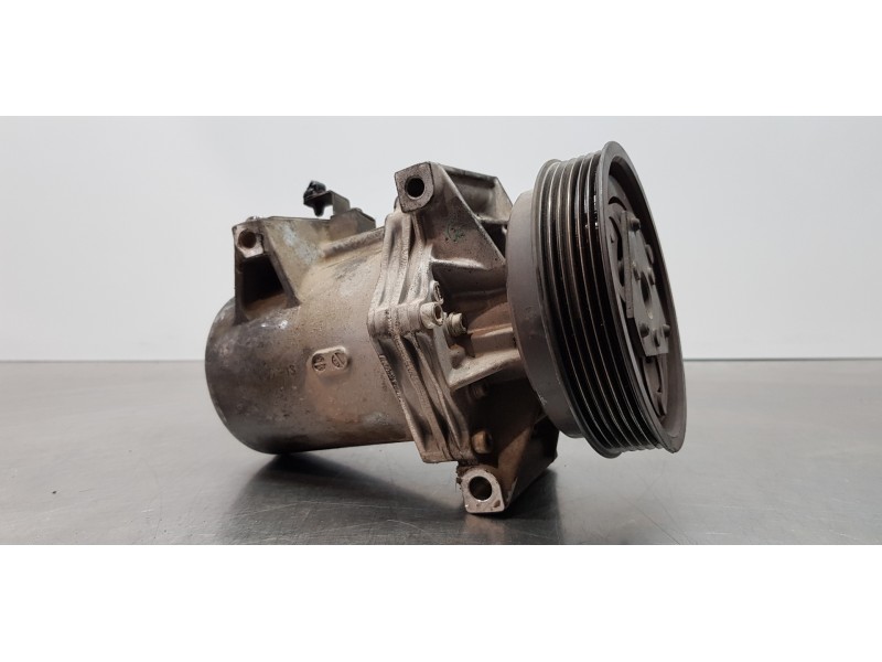 Recambio de compresor aire acondicionado para nissan nv 200 (m20) kombi comfort referencia OEM IAM 926003VD0A  