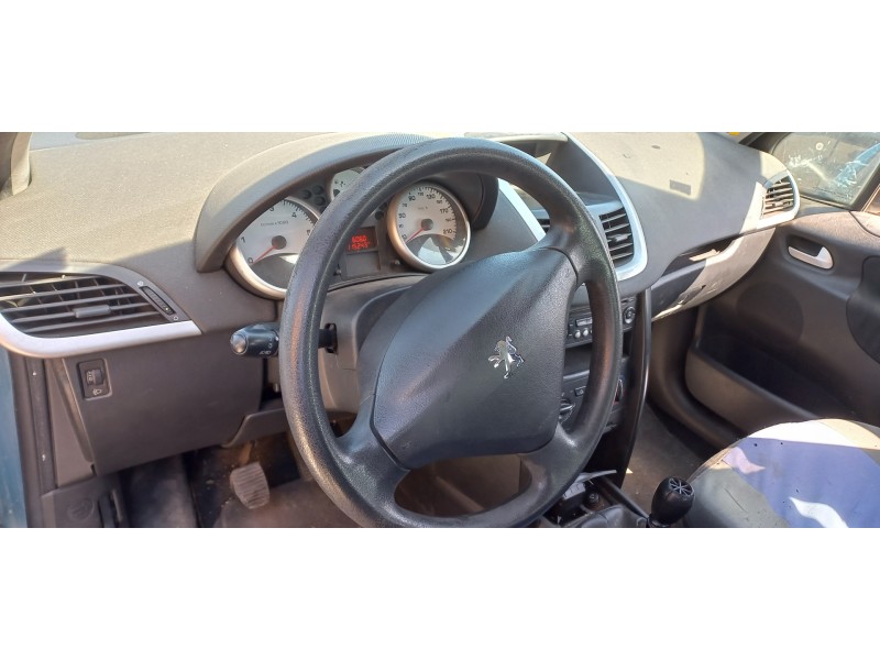 peugeot 207 del año 2007