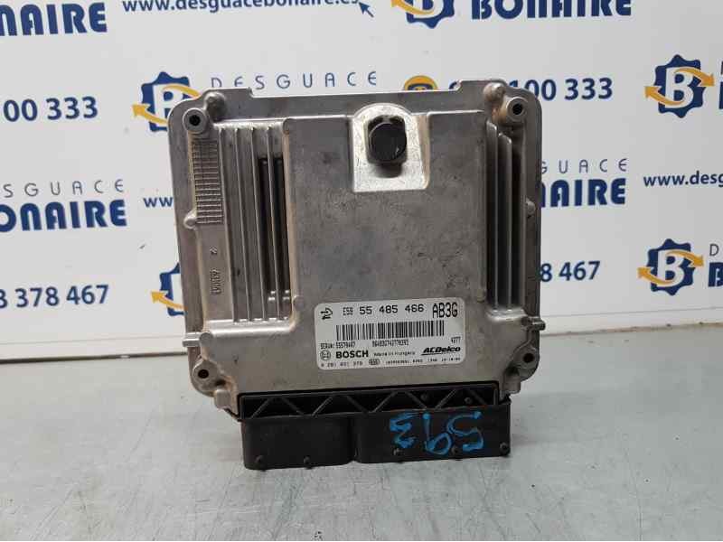 Recambio de centralita motor uce para opel zafira tourer expression referencia OEM IAM 0281031379  