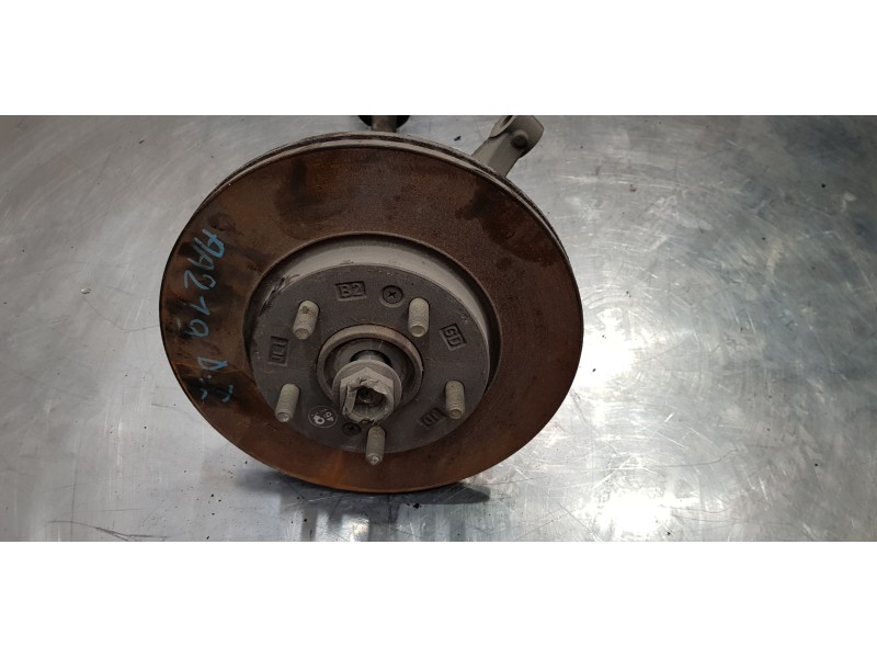 Recambio de mangueta delantera izquierda para hyundai i30 (gd) klass referencia OEM IAM 51715A6000  